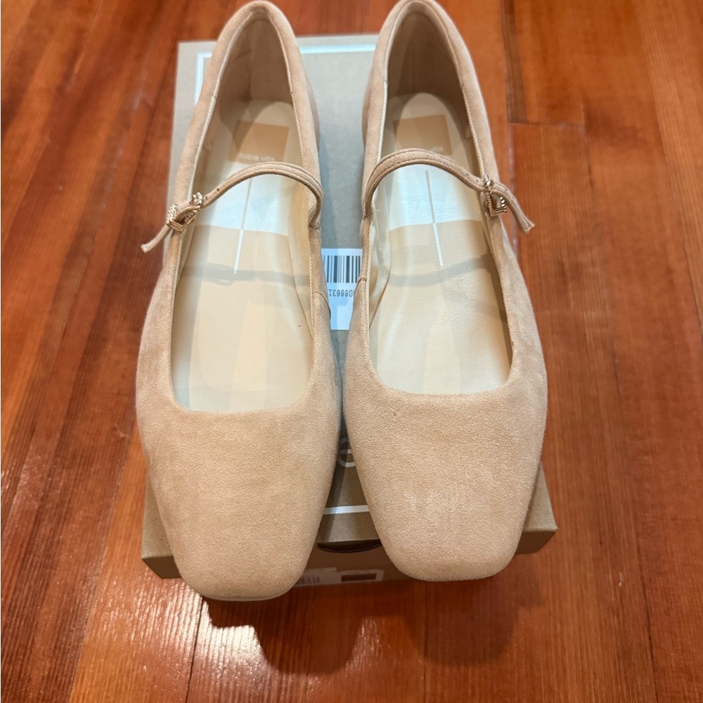 Dolce Vita 
REYES BALLET FLATS BAMBOO SUEDE